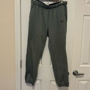 Men’s Nike Swoosh Dri-Fit Fleece Fitness Joggers (L)